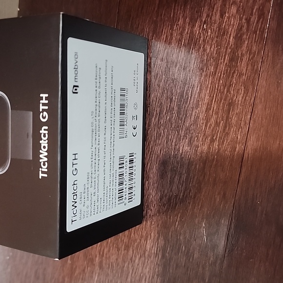 Smartwatch Ticwatch GTH Mobvoi - Black - Picture 2 of 5